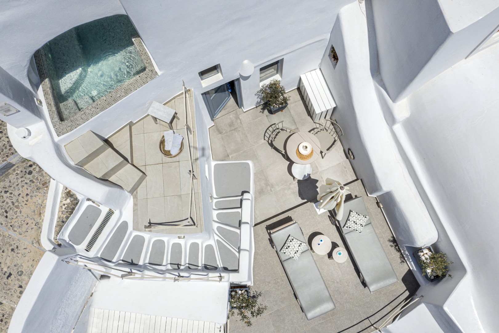 Yposkafo Jacuzzi House